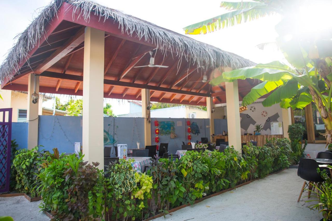 Silk Retreats Thulusdhoo Guest House Exterior photo