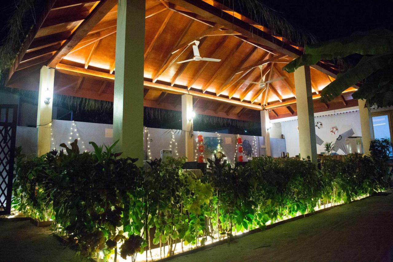 Silk Retreats Thulusdhoo Guest House Exterior photo