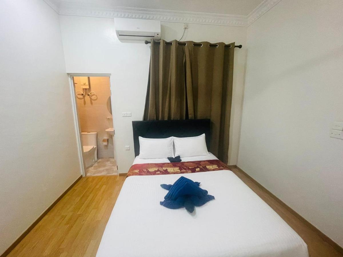 Silk Retreats Thulusdhoo Guest House Exterior photo